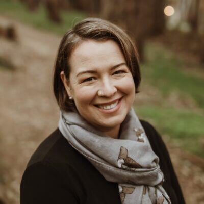 Stacy-headshot-400x400